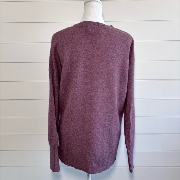 TAHARI Pure Luxe Cashmere Crew Neck Sweater Mauve Purple Size M - Picture 5 of 12